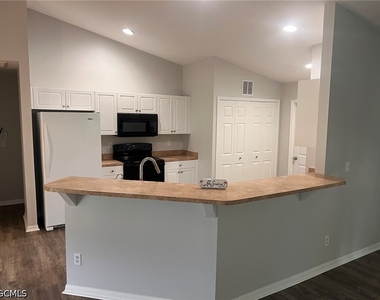 2329 Nw 31st Street - Photo Thumbnail 2