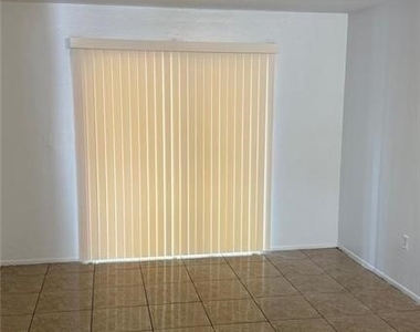 2680 Park Windsor Drive - Photo Thumbnail 2