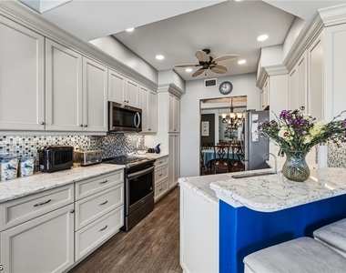 11261 Jacana Court - Photo Thumbnail 14