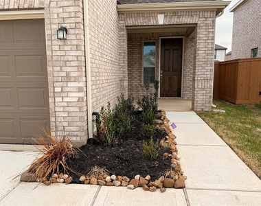 4897 Vida Vista Drive - Photo Thumbnail 3