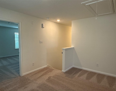 4897 Vida Vista Drive - Photo Thumbnail 9