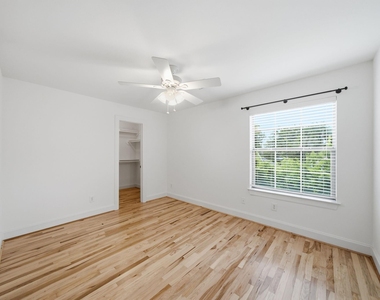 1007 Kern Street - Photo Thumbnail 20