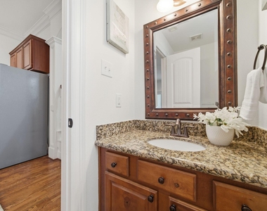 1007 Kern Street - Photo Thumbnail 13