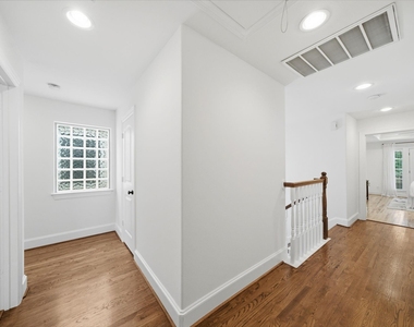 1007 Kern Street - Photo Thumbnail 18