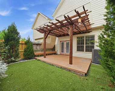 1007 Kern Street - Photo Thumbnail 29