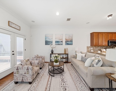 1007 Kern Street - Photo Thumbnail 11