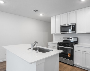 18317 Reimann Lane - Photo Thumbnail 8