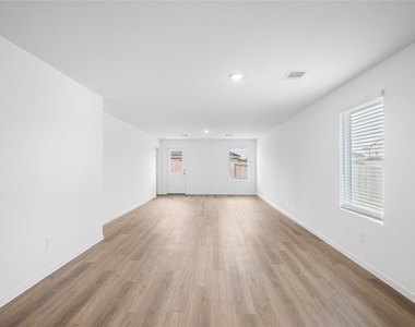 18317 Reimann Lane - Photo Thumbnail 13