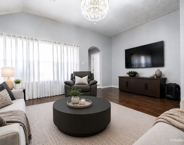10306 Gerlach Street - Photo Thumbnail 4