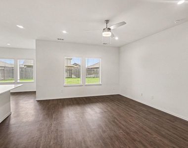 609 San Jacinto Trail - Photo Thumbnail 5