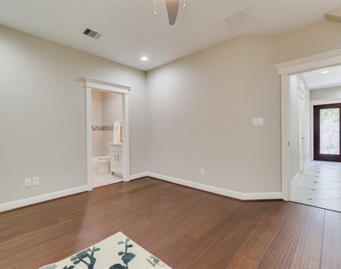 1244 W 26th Street - Photo Thumbnail 7