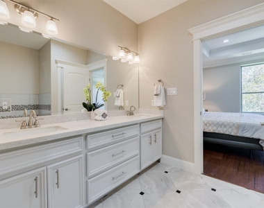 1244 W 26th Street - Photo Thumbnail 47