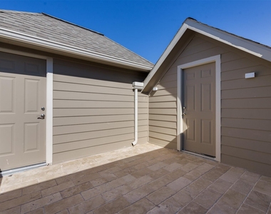 1244 W 26th Street - Photo Thumbnail 45