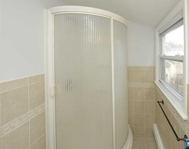 38-49 Vanore - Photo Thumbnail 12