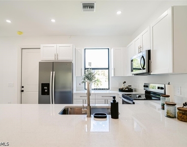 245 Pennfield Street - Photo Thumbnail 4
