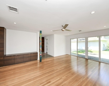 7610 Highmeadow Drive - Photo Thumbnail 46