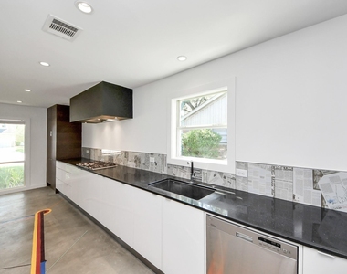 7610 Highmeadow Drive - Photo Thumbnail 20