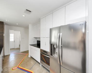 7610 Highmeadow Drive - Photo Thumbnail 30