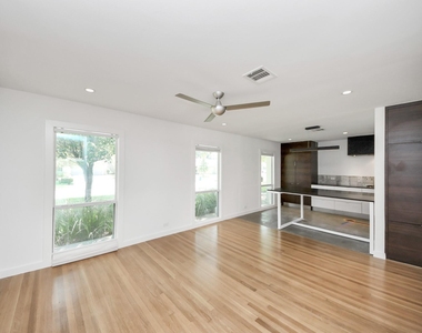 7610 Highmeadow Drive - Photo Thumbnail 13