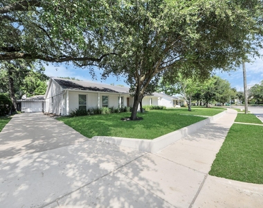 7610 Highmeadow Drive - Photo Thumbnail 2
