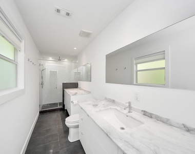 7610 Highmeadow Drive - Photo Thumbnail 32