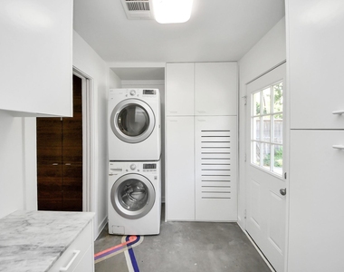 7610 Highmeadow Drive - Photo Thumbnail 31