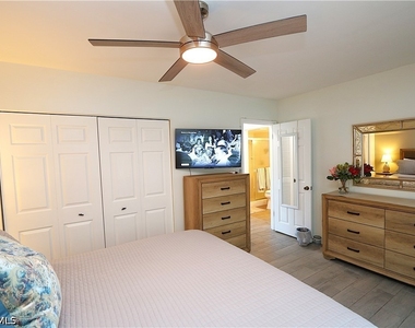 190 N Collier Boulevard - Photo Thumbnail 15