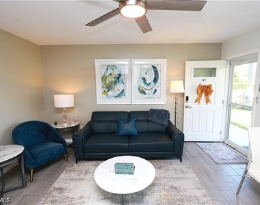 190 N Collier Boulevard - Photo Thumbnail 3