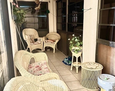 9285 Lake Park Drive - Photo Thumbnail 21