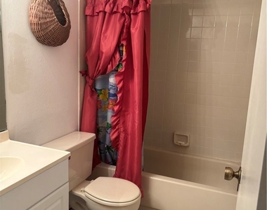 9285 Lake Park Drive - Photo Thumbnail 20