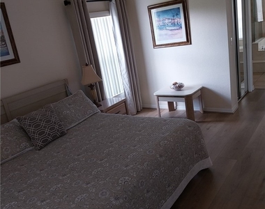 449 Dundee Court - Photo Thumbnail 20