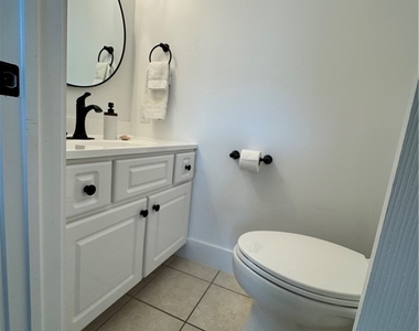 801 River Point Drive - Photo Thumbnail 21