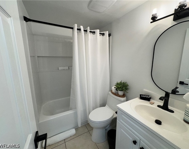 801 River Point Drive - Photo Thumbnail 17