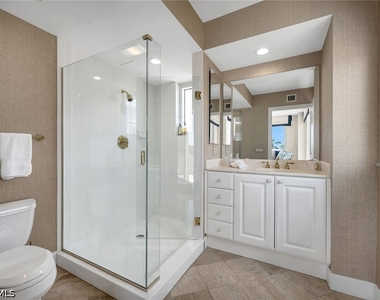 6597 Nicholas Boulevard - Photo Thumbnail 10