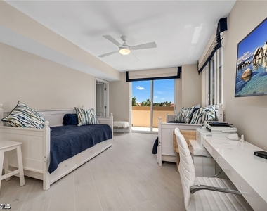 6597 Nicholas Boulevard - Photo Thumbnail 9