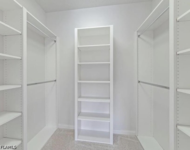 5601 Cove Circle - Photo Thumbnail 25