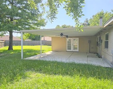 10615 Heatherford Drive - Photo Thumbnail 22
