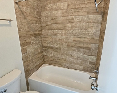 10615 Heatherford Drive - Photo Thumbnail 13