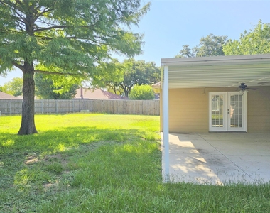 10615 Heatherford Drive - Photo Thumbnail 23