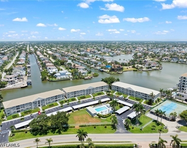 10684 Gulf Shore Drive - Photo Thumbnail 31
