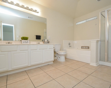 15318 Marlowe Grove Drive - Photo Thumbnail 18