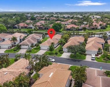 8541 Pepper Tree Way - Photo Thumbnail 4