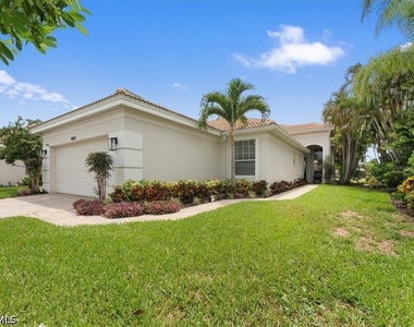 8541 Pepper Tree Way - Photo Thumbnail 3