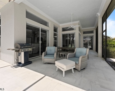 8541 Pepper Tree Way - Photo Thumbnail 18