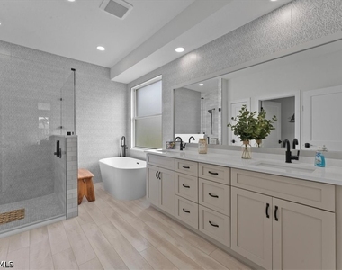 8541 Pepper Tree Way - Photo Thumbnail 23