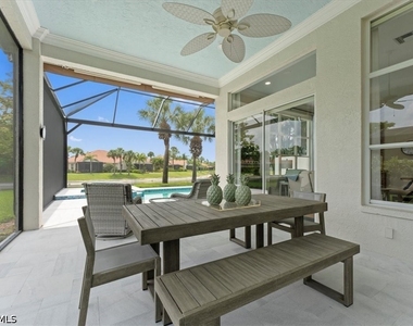8541 Pepper Tree Way - Photo Thumbnail 16
