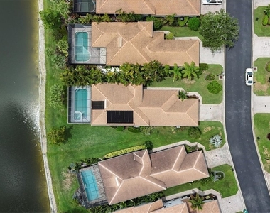8541 Pepper Tree Way - Photo Thumbnail 34