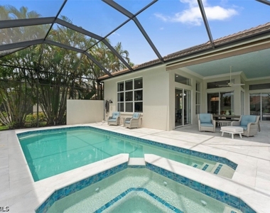 8541 Pepper Tree Way - Photo Thumbnail 15