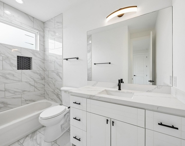 424 Sikes Street - Photo Thumbnail 11