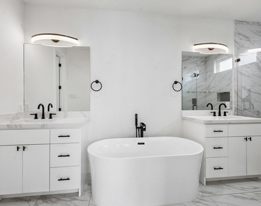 424 Sikes Street - Photo Thumbnail 6